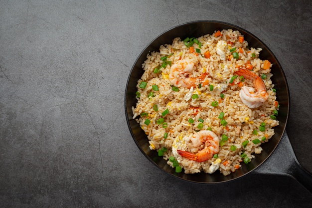 Best Costa Rican Food: 50 Best Costa Rican Dishes And Traditional Food in Costa Rica To Try 10 Costa Rican food, food in Costa rica, costa rican dishes, Costa Rican cuisine, Arroz con Camarones