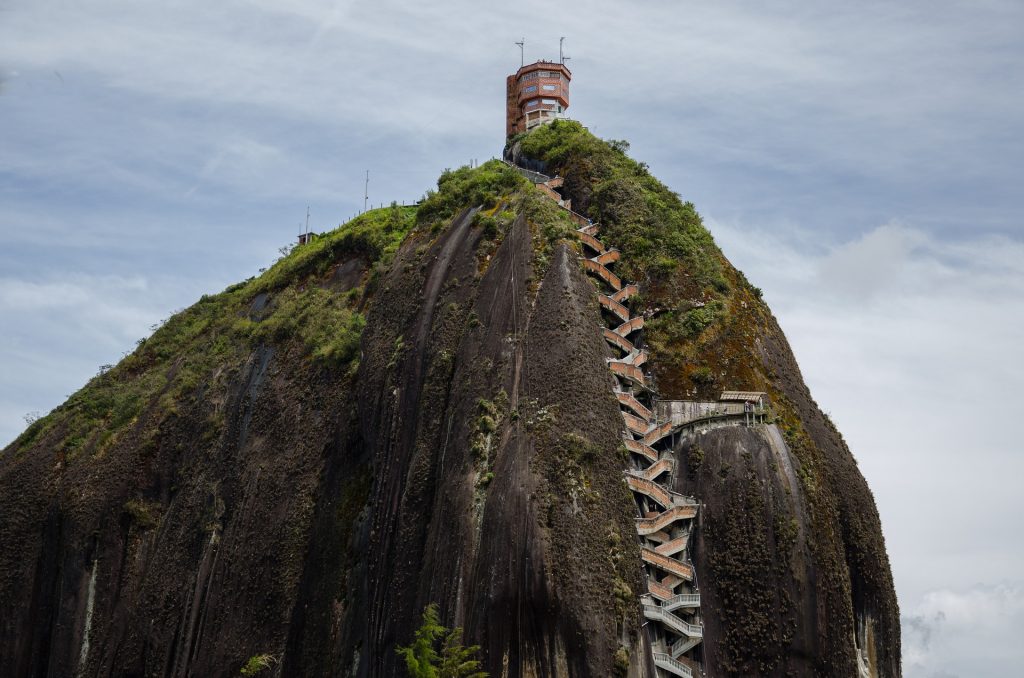 
Colombia travel tips, things to know before visiting Colombia, facts about Colombia, El Peñon de Guatepe