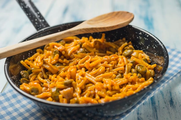 ibiza food, traditional food in ibiza, food to try in Ibiza, Traditional Dishes in Ibiza, dishes in ibiza, Fideua