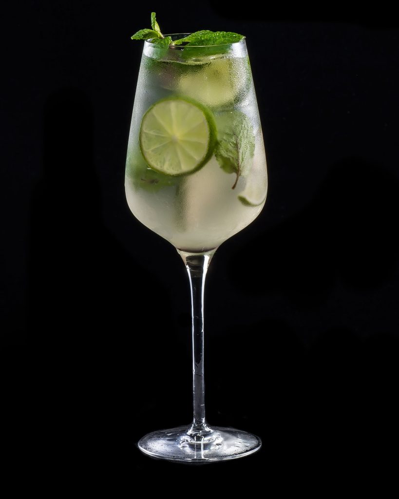 Drinks In Switzerland - 14 Best Swiss Beverages And Non Alcoholic Swiss Drinks 8 Hugo, drinks in switzerland, swiss beverages, swiss drinks,