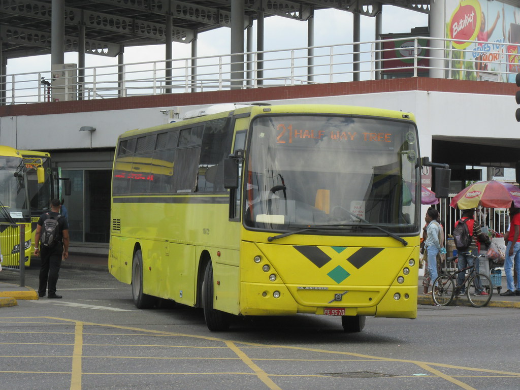 How To Get From Ocho Rios to Kingston - All Possible Ways, cheapest way from Ocho Rios to Kingston, Ocho Rios to Kingston, Ocho Rios Bus, Ocho Rios Bus to Kingston