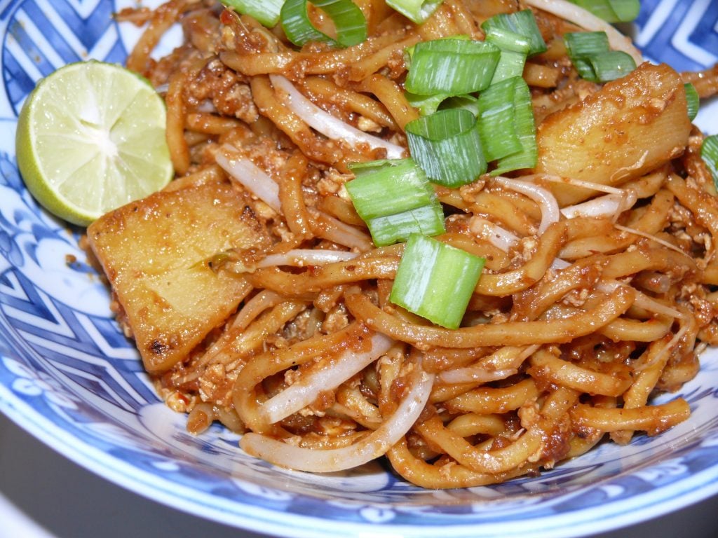 Vegetarian Food In Malaysia, vegan food in Malaysia, vegetarian dishes in Malaysia, Malaysian Vegetarian Dishes, Mee Goreng, vegan in Malaysia, vegetarian in Malaysia, Malaysian plant based dishes