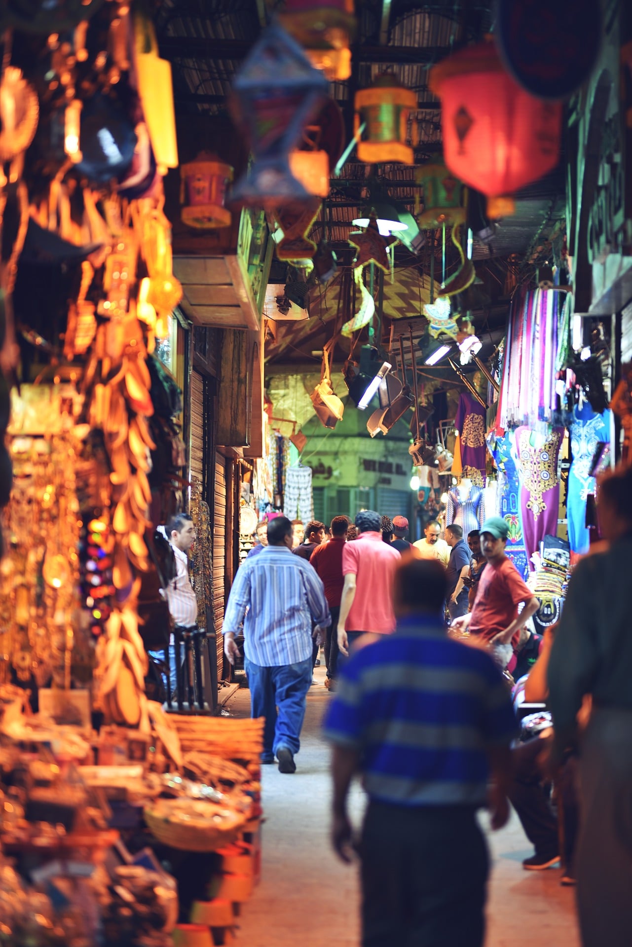 56 Best Things To Know Before Visiting Egypt - Best Egypt Travel Tips For First Timers 9 Egypt Travel Tips, things to know before visiting Egypt, facts about Egypt, Bazaars in Egypt