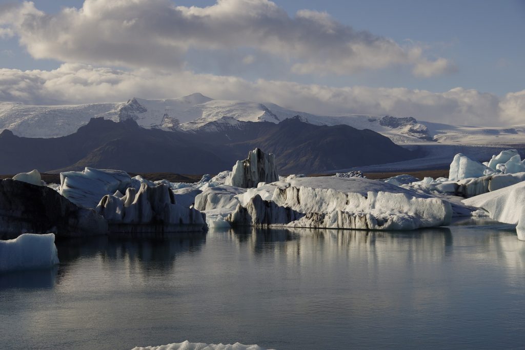 35 Things To Know Before Visiting Iceland And Iceland Travel Tips For First Timers 20 Iceland Travel Tips, things to know before visiting Iceland, facts about Iceland, Jökulsárlón Glacial Lagoon