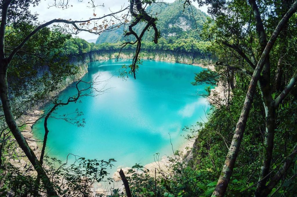 most instagrammable places in Guatemala, instagrammable spots Guatemala, Laguna Brava in Huehuetenango