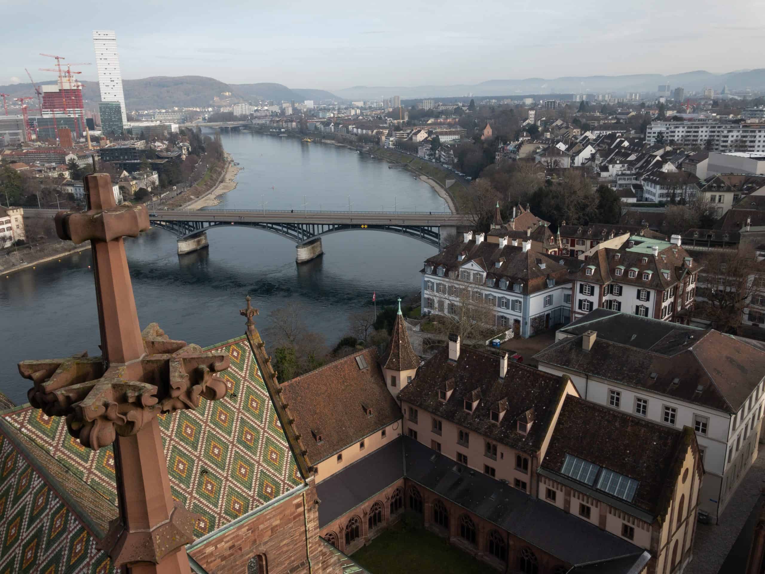 Basel Airport Bus, HOW TO GET FROM BASEL AIRPORT TO CITY CENTER – ALL POSSIBLE WAYS