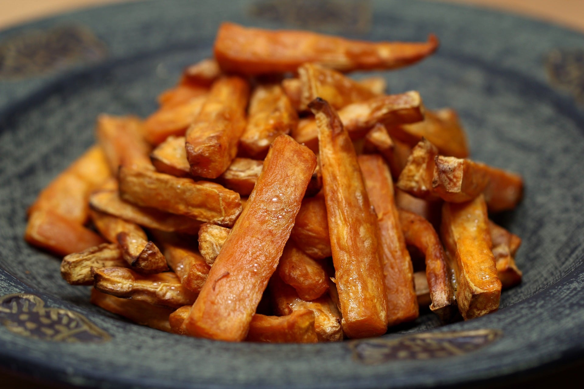 Fried potatoes - Fried plantains Bahamian cuisine, food in Bahamas, Bahamian food, traditional food in Bahamas, Bahamian dishes