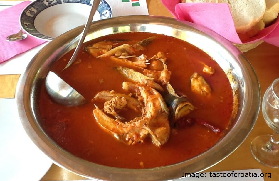 Best Croatian Food - 53 Best Croatian Dishes And Traditional Food In Croatia To Try 8 Croatia Food, Croatia cuisine, Traditional Croatia Food, food in Croatia, Croatian dishes, Croatian food, Croatian dishes, Croatian cuisine, Fis Paprikas