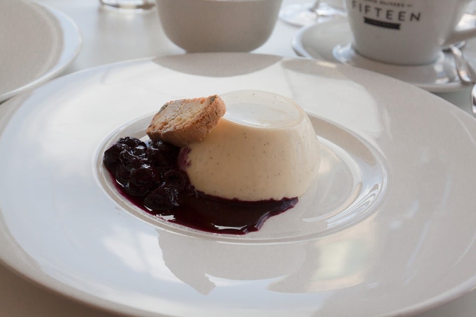 40 Italian Dishes You Must Try Before You Die 31 Panna cotta, Italian Food, Italian cuisine, traditional Italian food, food in Italy, Italian dishes