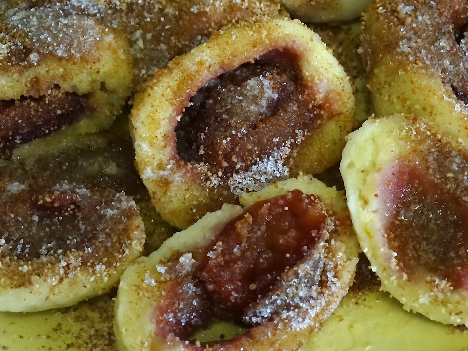 Best Romanian Food - Best 56 Romanian Dishes And Traditional Food In Romania To Try 45 Romanian foods, Romanian desserts, Traditional food in Romania, What to eat in Romania, Desserts in Romania, plum dumplings