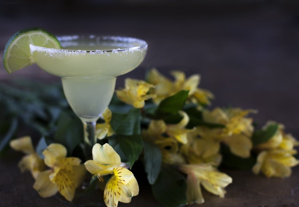 40 The Best Mexican Foods Everyone Should Try At Least Once 38 MEXICAN DRINKS, DRINKS IN MEXICO, MEXICAN CUISINE, MEXICAN BEVERAGE, MARGARITA