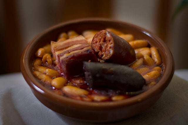 Stop Making Basic Bean Stew: How to Make Authentic Fabada Asturiana at Home 5 How to Make Fabada – Authentic Fabada (Recipe Guide)