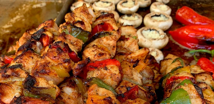 Best Romanian Food - Best 56 Romanian Dishes And Traditional Food In Romania To Try 23 Romanian foods, Traditional food in Romania, What to eat in Romania, Frigărui, shish kebab, Romanian Food, Romanian cuisine, Traditional Romanian Food, food in Romania, Romanian dishes