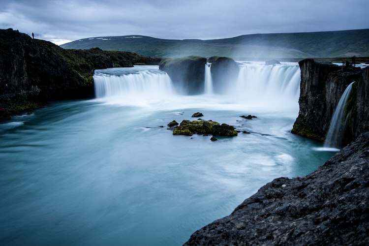 40 Most Instagrammable Places In Iceland 34 iceland instagram spots, most instagrammable places in Iceland, Iceland photos, Iceland photography, Goðafoss waterfall