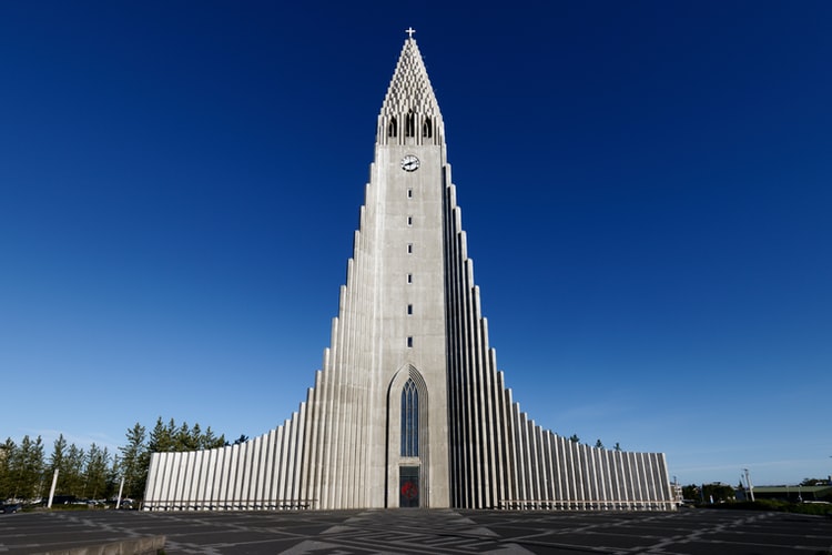 40 Most Instagrammable Places In Iceland 35 Hallgrímskirkja, iceland instagram spots, most instagrammable places in Iceland, Iceland photos, Iceland photography