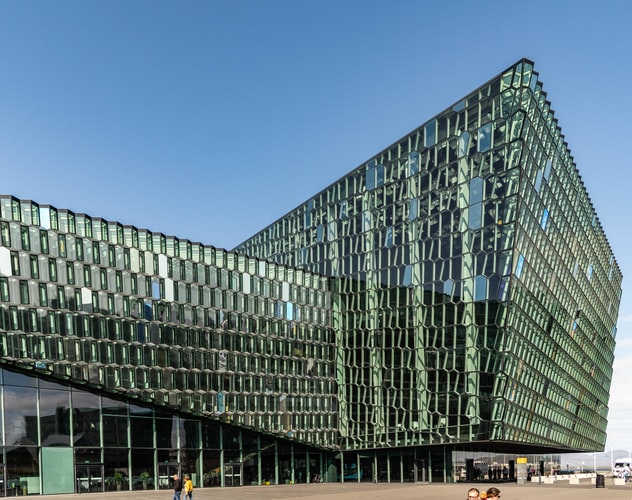 40 Most Instagrammable Places In Iceland 23 iceland instagram spots, most instagrammable places in Iceland, Iceland photos, Iceland photography,Harpa