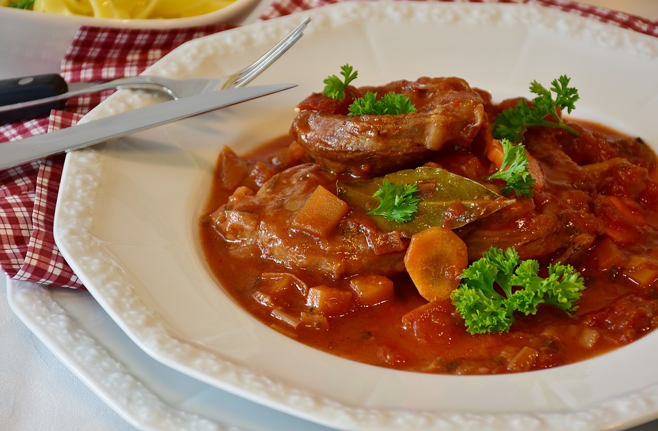 40 Italian Dishes You Must Try Before You Die 17 Ossobuco, Italian Food, Italian cuisine, traditional Italian food, food in Italy, Italian dishes