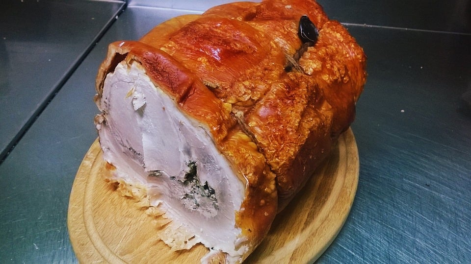 40 Italian Dishes You Must Try Before You Die 15 Porchetta, Italian Food, Italian cuisine, traditional Italian food, food in Italy, Italian dishes