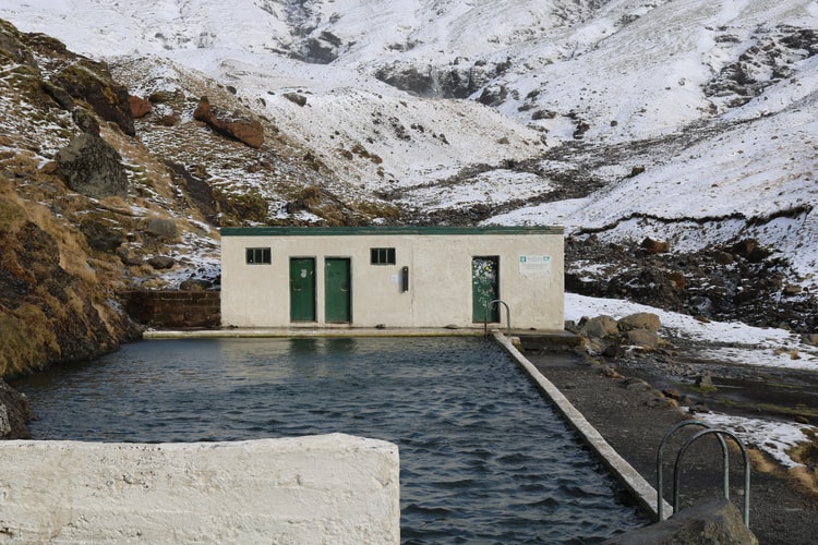 40 Most Instagrammable Places In Iceland 32 iceland instagram spots, most instagrammable places in Iceland, Iceland photos, Iceland photography, Seljavallalaug pool