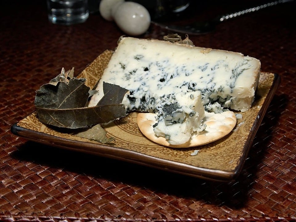 Cabrales Cheese,Spanish Food, spanish cuisine, traditional spanish food, food in Spain, Spanish dishes