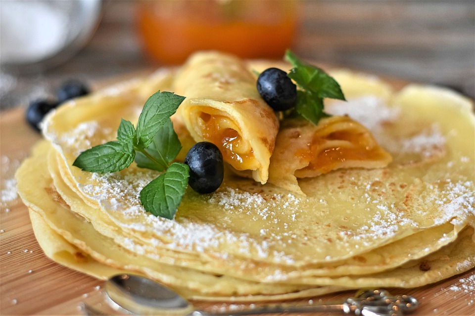 German Food, German cuisine, Traditional German Food, food in Germany, German dishes, German desserts, desserts in Germany, Eierkuchen
