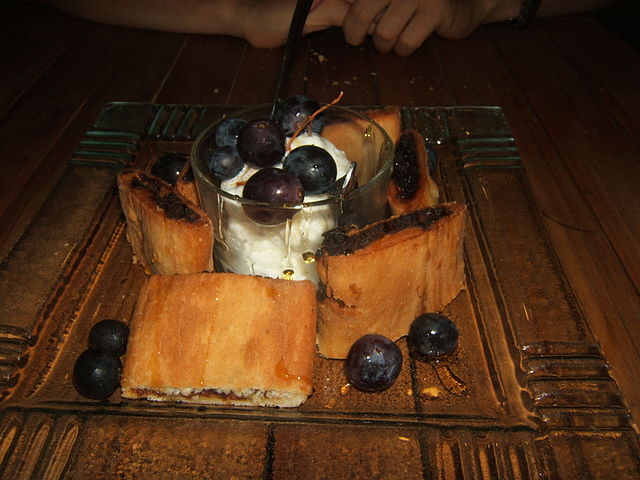 Maltese Food, Maltese cuisine, Malta foods, Traditional Maltese Food, desserts in Malta, Maltese desserts, Imqaret