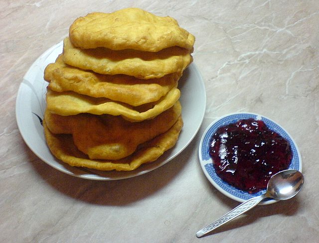 Best Bulgarian Food - Best Bulgarian Dishes And Traditional Food In Bulgaria To Try 31 Bulgarian Food, Bulgarian cuisine, Traditional Bulgarian Food, food in Bulgaria, Bulgarian dishes, dessert in Bulgaria, Bulgarian dessert, Mekitsi