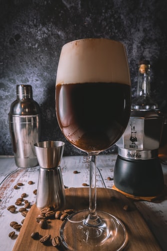 Best Irish Food - 38 Best Irish Dishes And Traditional Food In Ireland To Try 32 Irish Drink, Irish cuisine, Traditional Irish Food, drinks in Ireland, Irish dishes, Irish Coffee