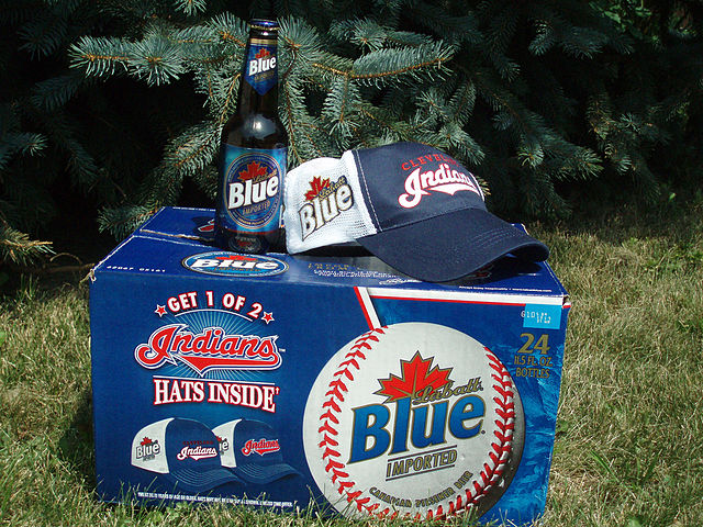 Canadian Food, Canadian cuisine, Traditional Canadian Food, food in Canada, Canadian drink, drinks in Canada, Labatt beer
