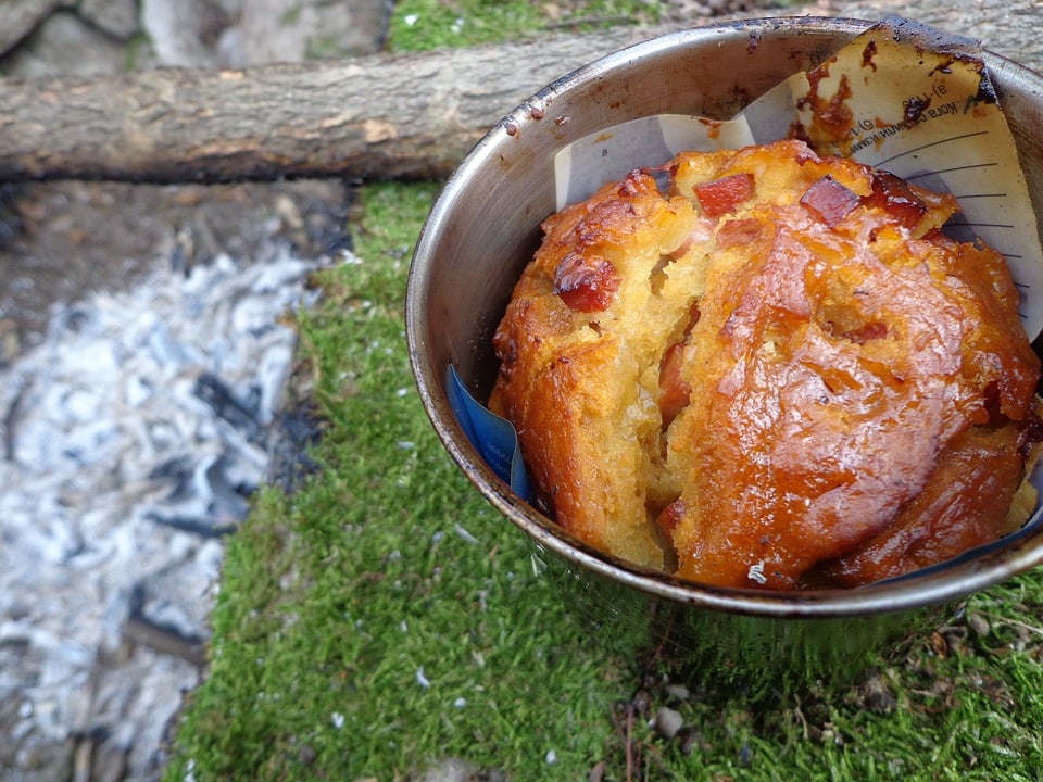 Canadian Food, Canadian cuisine, Traditional Canadian Food, food in Canada, Canadian dishes, Bannock