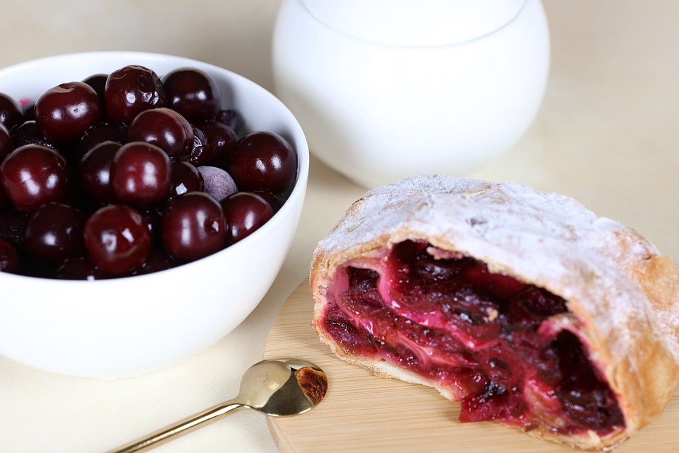 Best Croatian Food - 53 Best Croatian Dishes And Traditional Food In Croatia To Try 44 Croatia Dessert, Croatia cuisine, Traditional Croatia Food, desserts in Croatia, Croatian dishes, Croatian food, Croatian dishes, Croatian cuisine, Croatian dessert, cherry strudel
