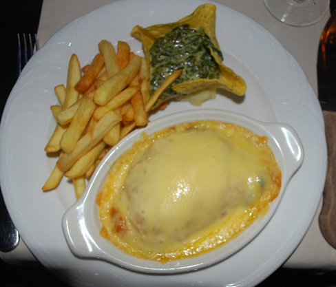 Aruba Food, Aruba cuisine, Traditional Aruban Food, food in Aruba, Aruban dishes, Aruba dishes, Aruban food, Keshi Yena