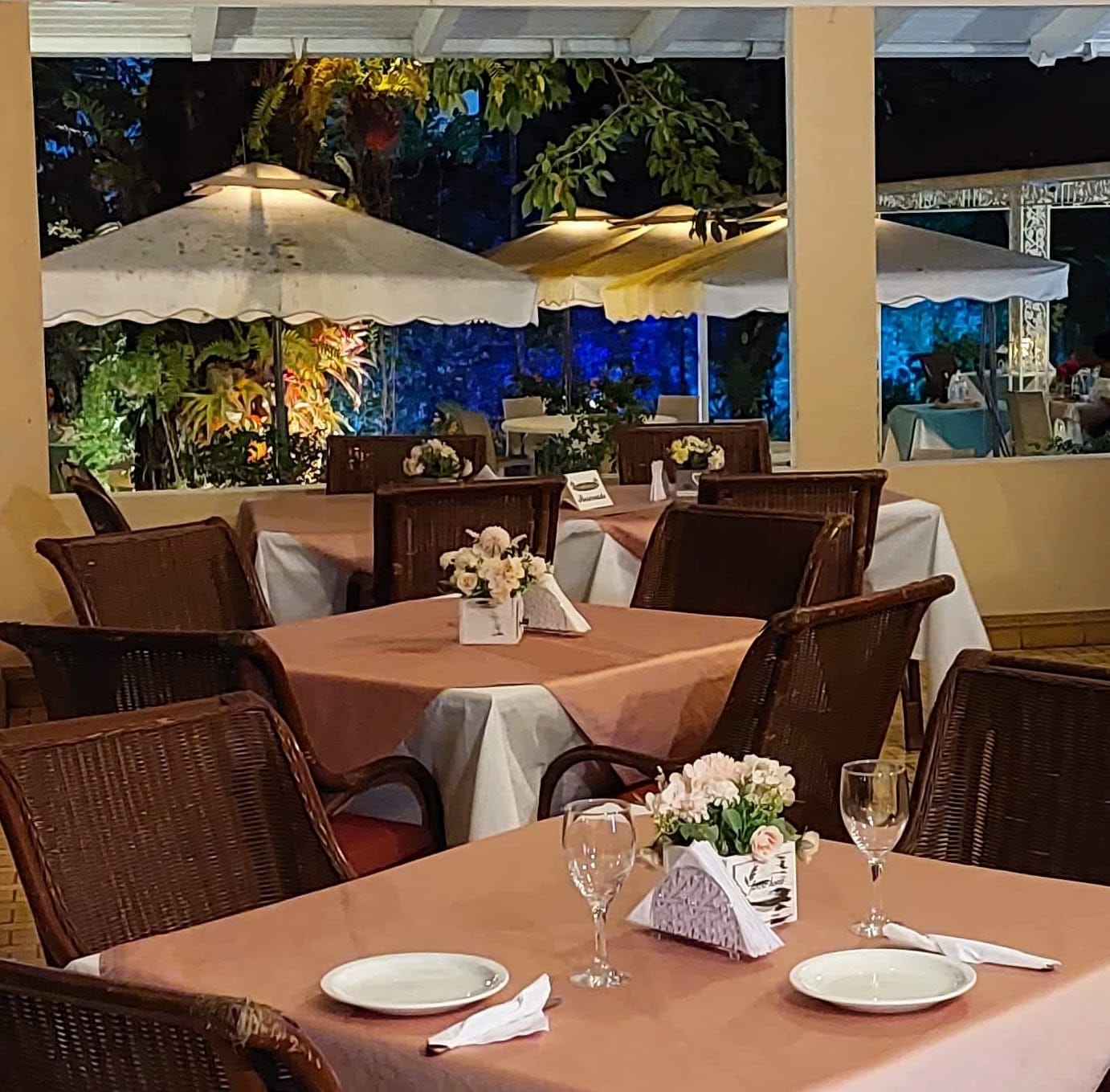 Puerto Plata Food - 30 Best Restaurants In Puerto Plata And Where To Eat 23 restaurants in puerto plata, puerto plata food, best restaurants in puerto plata, puerto plata restaurants, where to eat in puerto plata, las palmas
