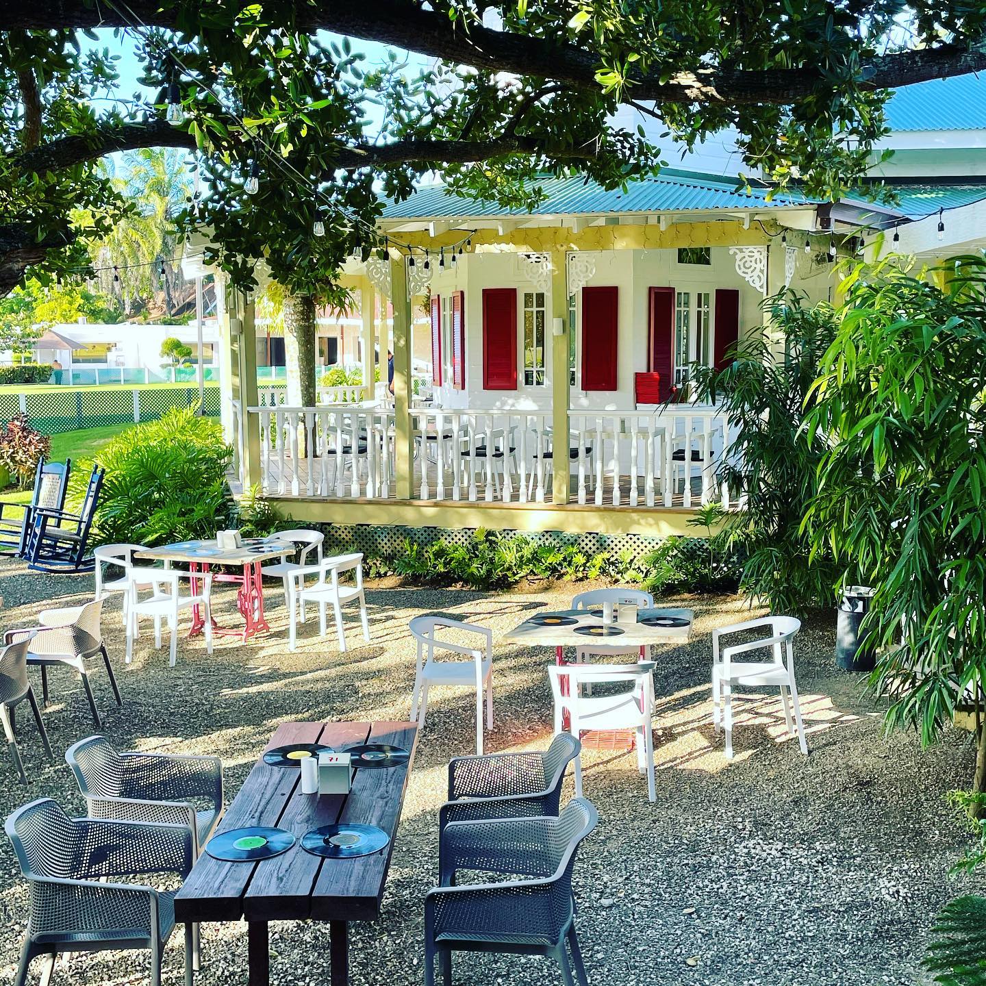 Puerto Plata Food - 30 Best Restaurants In Puerto Plata And Where To Eat 7 restaurants in puerto plata, puerto plata food, best restaurants in puerto plata, puerto plata restaurants, where to eat in puerto plata, mares restaurant & lounge
