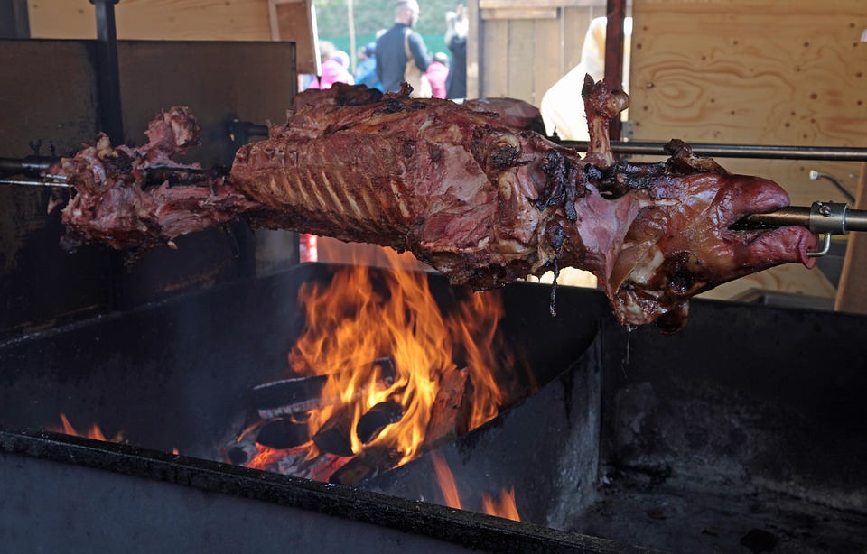Best Croatian Food - 53 Best Croatian Dishes And Traditional Food In Croatia To Try 28 Croatia Food, Croatia cuisine, Traditional Croatia Food, food in Croatia, Croatian dishes, Croatian food, Croatian dishes, Croatian cuisine, Odojak na ražnju