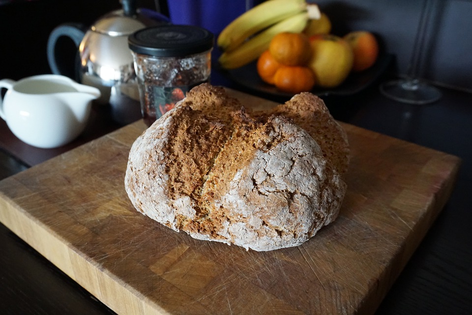 Best Irish Food - 38 Best Irish Dishes And Traditional Food In Ireland To Try 13 Irish Food, Irish cuisine, Traditional Irish Food, food in Ireland, Irish dishes, Soda bread