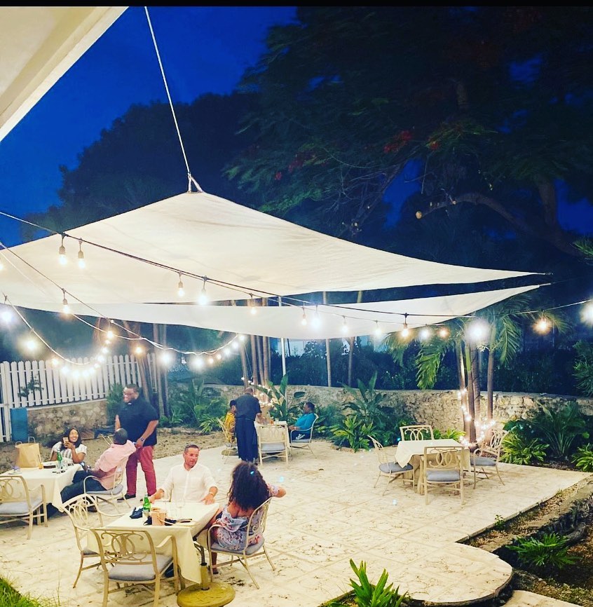 Nassau Food - 30 Best Restaurants In Nassau And Where To Eat In Nassau 12 restaurants in nassau, restaurants in nassau bahamas, best restaurants in nassau, best restaurants in nassau, where to eat in nassau, nassau food, wild thyme restaurant