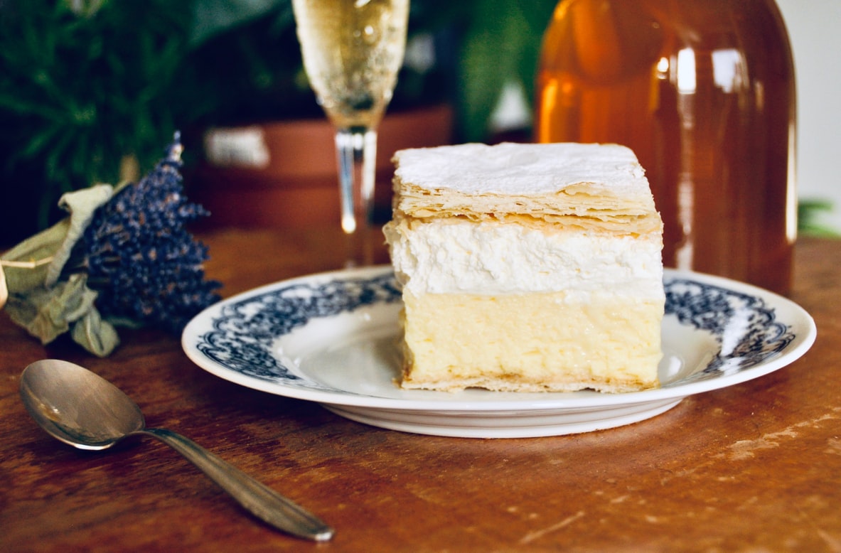 Slovenian Snacks, Traditional Slovenian dessert and snacks, Slovenia snacks, Slovenia cuisine, traditional dessert and snacks in Slovenia, Slovenian desserts, Slovenia desserts, bled cream cake