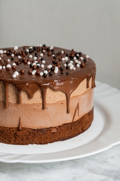 Brazilian snacks, Brazilian desserts, Brazil desserts, snacks and desserts in Brazil, traditional Brazilian snacks and desserts, Brazil cuisine, Brazil snacks, carrot cake with chocolate