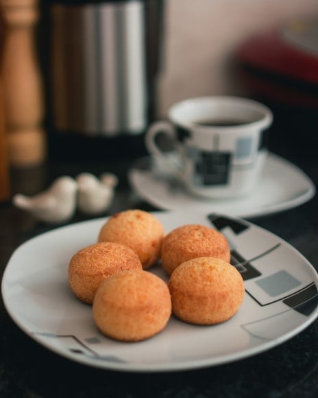 argentinian snacks, Argentinian desserts, Argentinian cuisine, snacks and desserts in argentina, traditional Argentinian snacks and desserts, argentina snacks, argentina desserts, chipa cheesebread