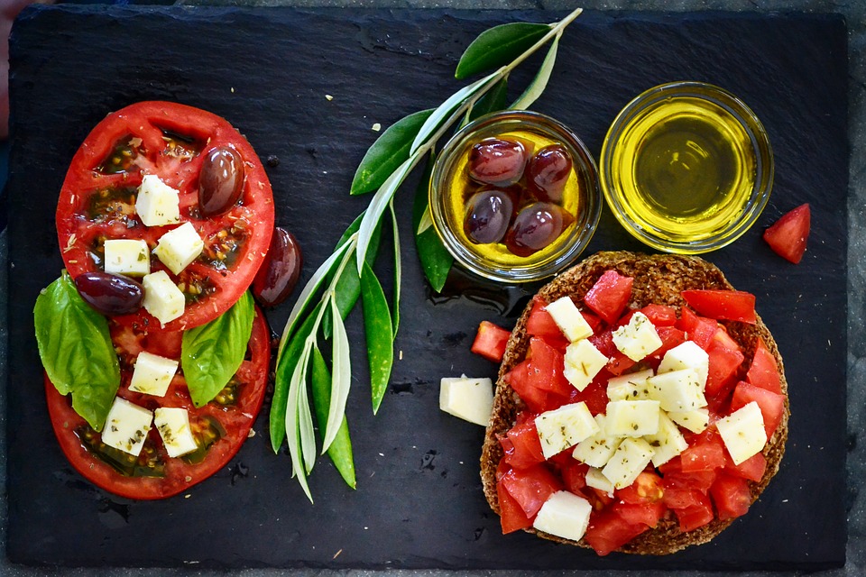 Vegetarian Food In Greece: 40 Best Greek Vegetarian Dishes And Vegan Food In Greece 25 vegetarian food in Greece, vegan food in Greece, Greek Vegetarian Dishes, Vegetarian Dishes In Greece, vegan dishes in Greece, vegan in Greece, vegetarian in greece, dakos salad