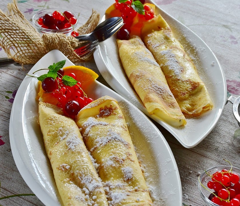 Austrian snacks, Traditional Austrian snacks and desserts, Austria snacks, Austrian desserts, traditional snacks and desserts in Austria, Austria desserts, Palatschinken 