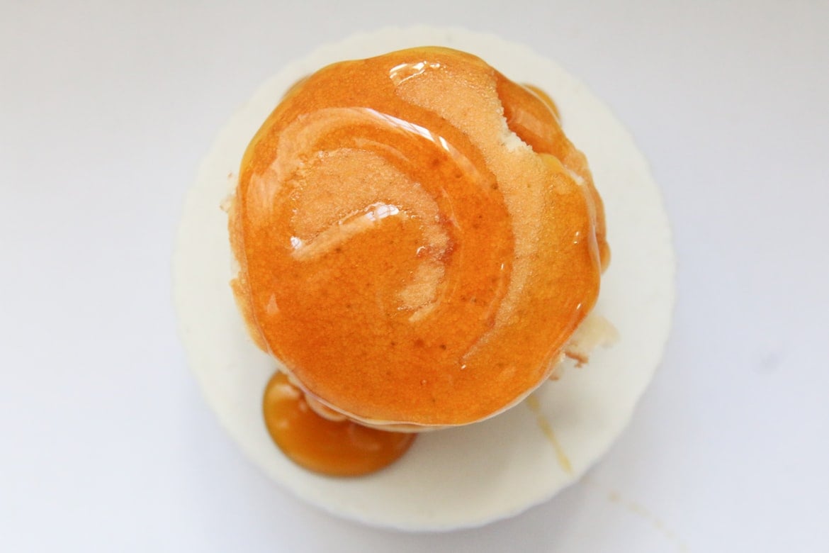 argentinian snacks, Argentinian desserts, Argentinian cuisine, snacks and desserts in argentina, traditional Argentinian snacks and desserts, argentina snacks, argentina desserts, panqueques con dulce de leche