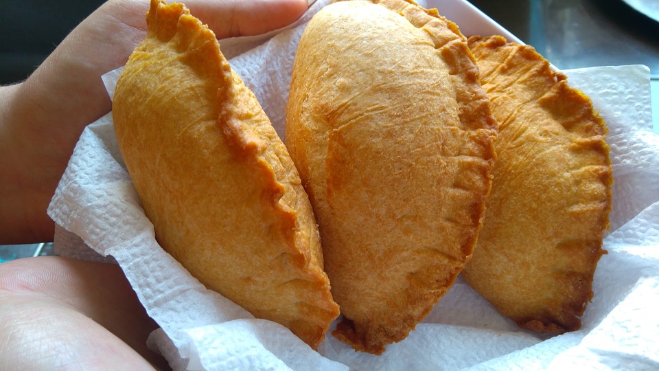 Brazilian snacks, Brazilian desserts, Brazil desserts, snacks and desserts in Brazil, traditional Brazilian snacks and desserts, Brazil cuisine, Brazil snacks, pastel
