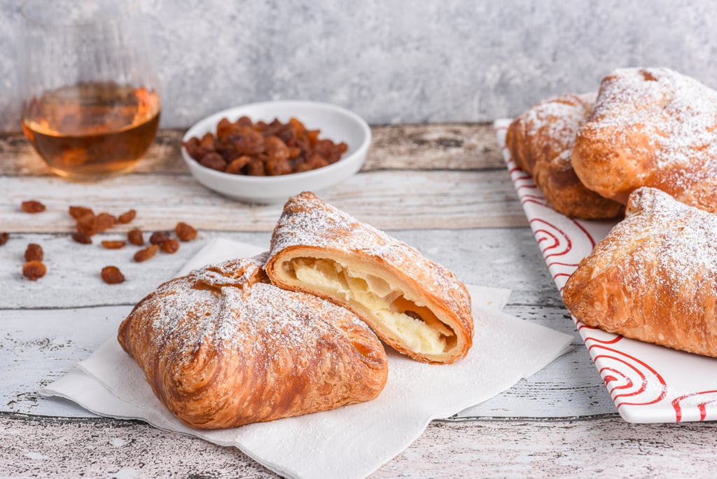Austrian Food, Traditional Austrian Food, Austria Food, Austrian cuisine, traditional food in Austria, Austria cuisine, Austrian dishes, Austria dishes, Austrian Snacks, Austria Snacks, Austrian Desserts, Austria dessert, Austrian drinks, Austria drinks,