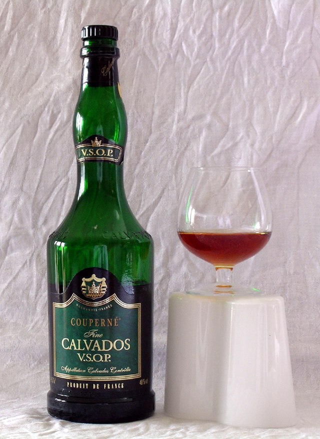 French drinks, drinks in france, traditional French drinks, france drinks, calvados