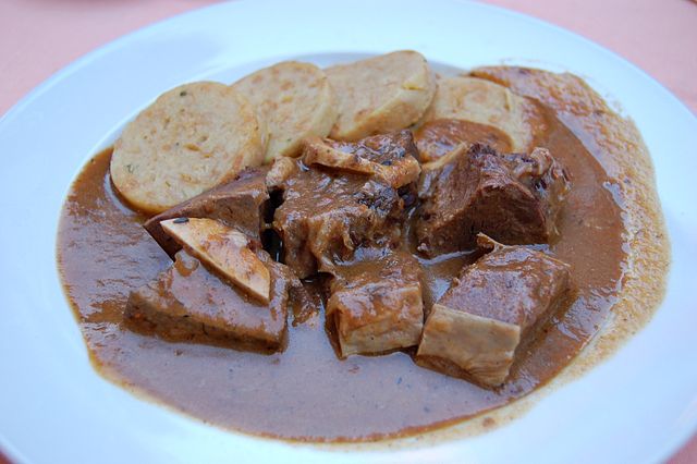 Austrian Food, Traditional Austrian Food, Austria Food, Austrian cuisine, traditional food in Austria, Austria cuisine, Austrian dishes, Austria dishes, bruckfleisch