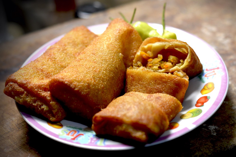 Curaçaoan Food, Curaçao Food, Curaçao Food, Curaçao cuisine, Curaçaoan cuisine, Traditional Curaçaoan Food, food in Curaçao, Curaçaoan dishes, Curaçao dishes, dushi loempia
