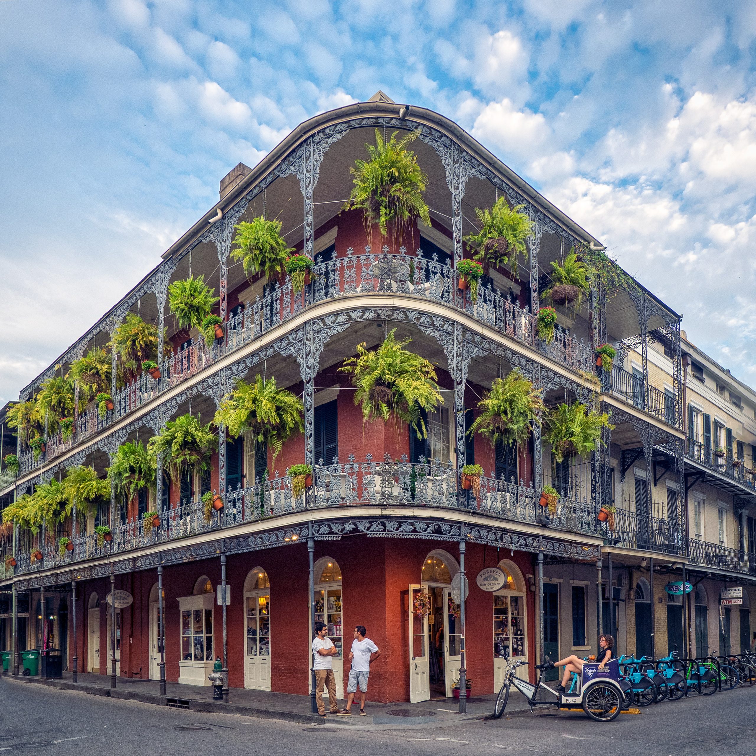 How To Get From New Orleans Airport To French Quarter - All Possible Ways, cheapest way from New Orleans airport to French Quarter, cheapest way from New Orleans airport to downtown, New Orleans airport to city center, New Orleans airport to city, New Orleans airport to downtown, new orleans airport to French Quarter, new orleans airport to bourbon street, New Orleans Metro Airport, Light Rail New Orleans Airport, Bus Airport New Orlean