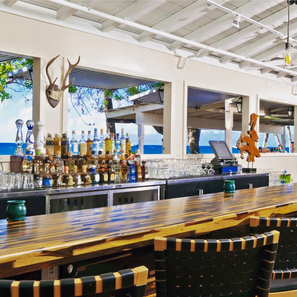 Maui Food - 30 Best Restaurants In Maui And Where To Eat 5 restaurants in Maui, best restaurants in Maui, Maui food, Maui restaurants, where to eat in Maui, frida's beach house